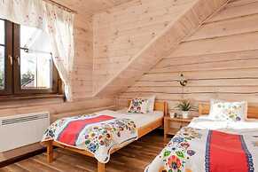 Comfortable 2-storey Holiday Home Ustronie Morskie