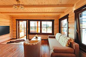 Comfortable 2-storey Holiday Home Ustronie Morskie