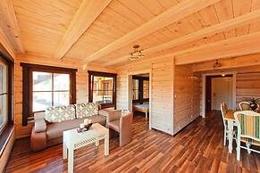 Comfortable 2-storey Holiday Home Ustronie Morskie