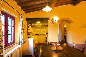 Nice Apartment in Montaione With Shared Pool