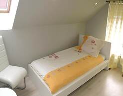 Nice Detached Holiday Home, Dargobadz