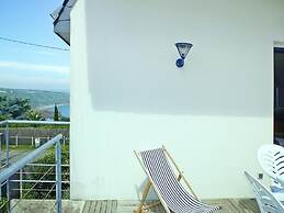 Comfortable Holiday Home With Fantastic sea View