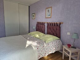 Comfortable Holiday Home With Fantastic sea View