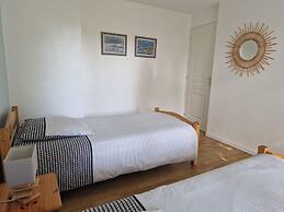 Comfortable Holiday Home With Fantastic sea View