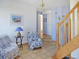 Comfortable Holiday Home With Fantastic sea View