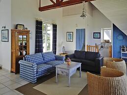 Comfortable Holiday Home With Fantastic sea View