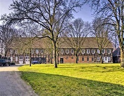 Liebevoll Eingerichtete Ferienwohnung in Husum