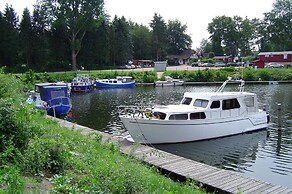 Ferienwohnung am Pruesssee in Guester