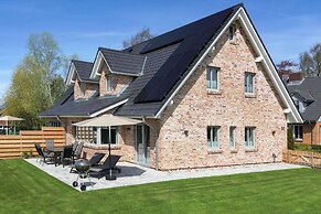Moderne Doppelhaushalfte in Niebull