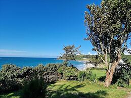 Breton Holiday Home With sea View, Plougasnou