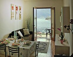 Apartment on Lake Como With Stunning Views