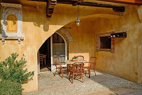 Borgo Alba Apt. w/ Shared Pool