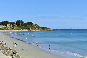 Holiday Home Near Village Centre and Beach