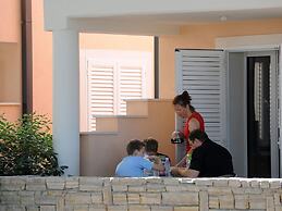 Apartments in Zaton Holiday Resort With Pool