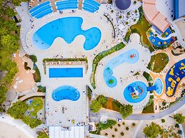 Apartments in Zaton Holiday Resort With Pool