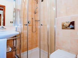 Apartments in Zaton Holiday Resort With Pool