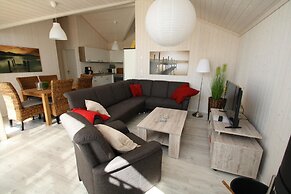 Ferienhaus Seebrise mit Sauna am Duemmer See