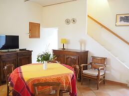 Charming Provencal Holiday Home With Garden