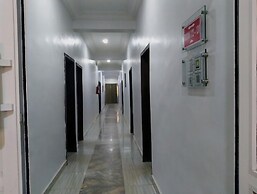 Rolak Hotel and Suites