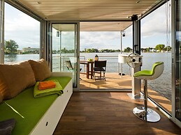 Houseboat on the Dahme