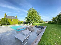 Norman Property With Pool, bay of Mont St. Michel