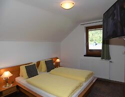 Flat in Krimml With a Balcony