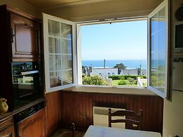 Holiday Home sea View, Plouhinec