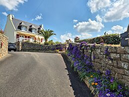 Holiday Home sea View, Plouhinec