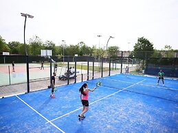 Bungalow in Caorle With Garden Furniture
