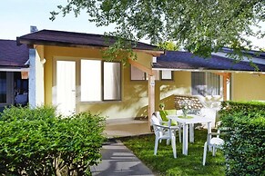 Bungalow in Caorle With Garden Furniture