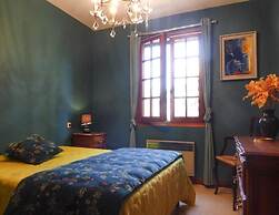 Holiday Home With Private Pool in Malaucene