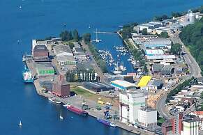 Hausboot Leni in Flensburg