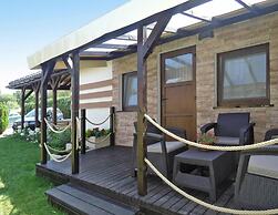 A Comfortable Holiday Home With a Swimming Pool and Jacuzzi in Miedzyw