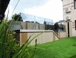 A Comfortable Holiday Home With a Swimming Pool and Jacuzzi in Miedzyw