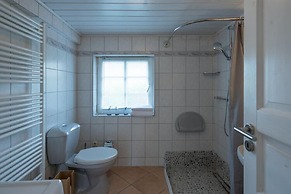 Charmantes Reetdachhaus in Lehe