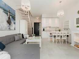 Comfortable Holiday Home With Garden, Summer Pool