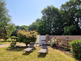 Holiday Home With Garden, Auray