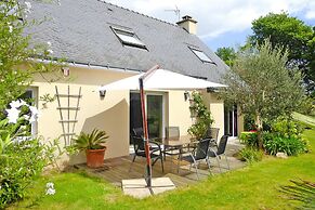 Holiday Home With Garden, Auray