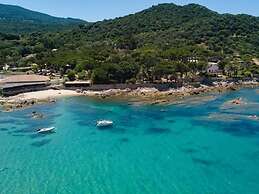 Chalet in a Holiday Complex With Direct sea Access