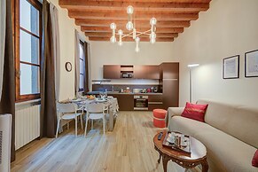 Residenza Faust-historical Center Sal