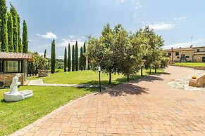 Villa Santarcangelo With Pool