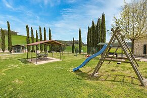 Villa Santarcangelo With Pool