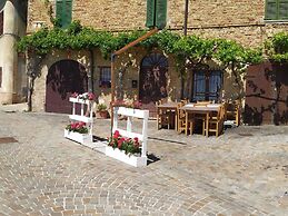 Flat in Fratte Rosa in the Historic Centre-formerly TUI Ferienhaus