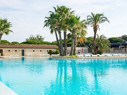 Comfortable Terraced House in the Domaine Les Tamaris et Les Portes du