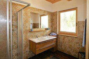 Semi-detached House, Zell am Ziller