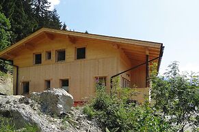 Semi-detached House, Zell am Ziller