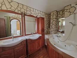 Single-storey Holiday Home, 150 m From the Beach