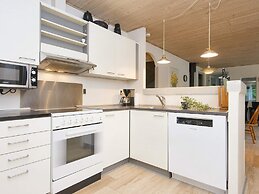 8 Person Holiday Home in Oksbol