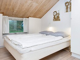 8 Person Holiday Home in Oksbol