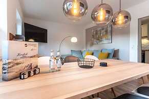 Doppelhaushaelfte in Tating